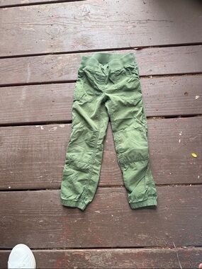 Hanna Andersson Olive Green Cargo Joggers